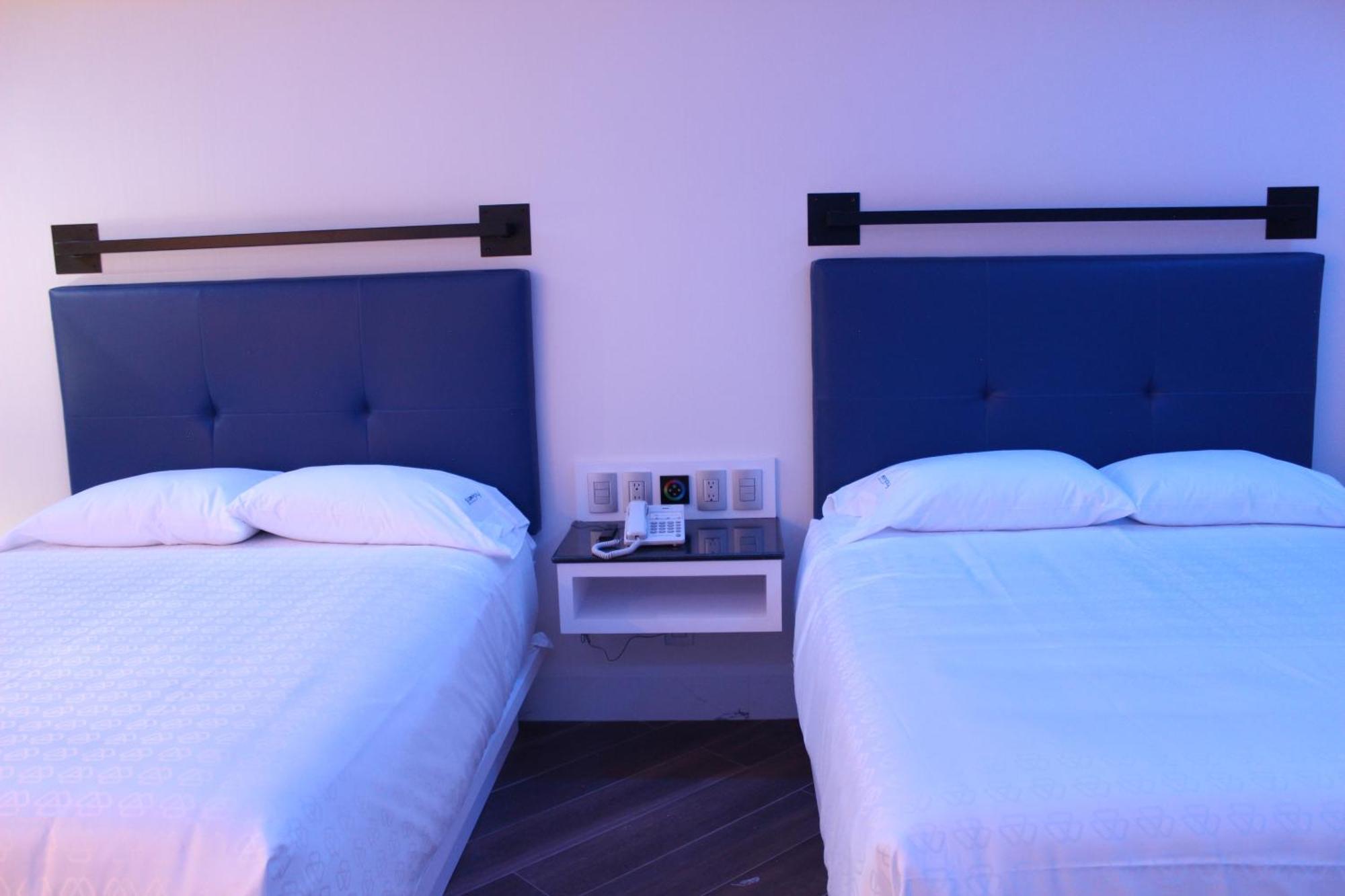 Weenjoy Hotels Grand Prix Aeropuerto Cdmx Mexiko-Stadt Zimmer foto